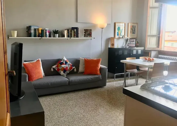 Sunny Top Floor In San Frediano